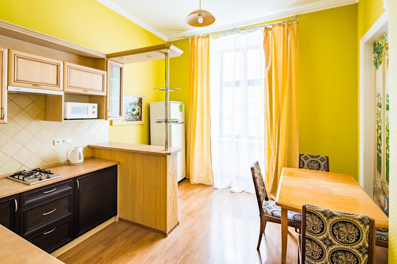 2 Virmens'Ka Apartment Lviv Exterior foto