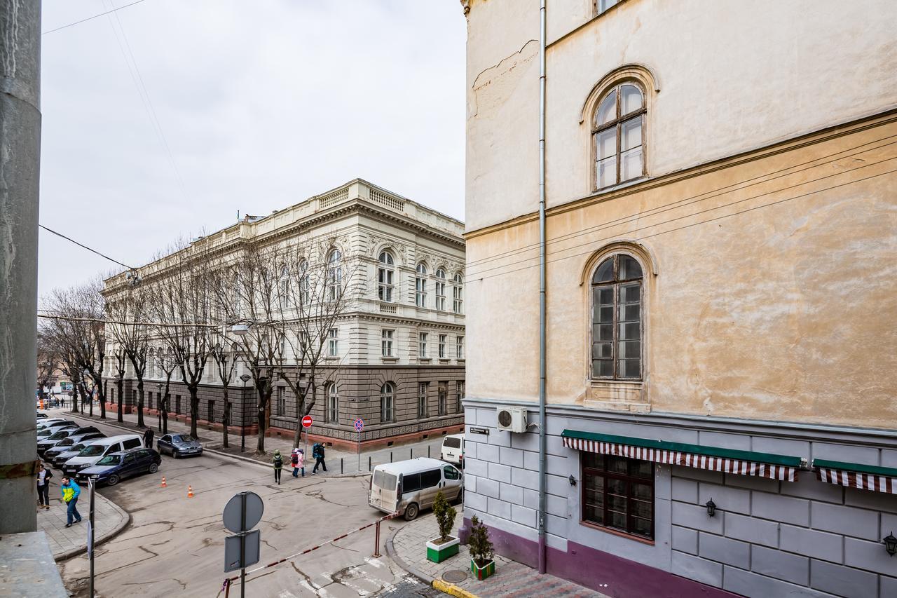 2 Virmens'Ka Apartment Lviv Exterior foto
